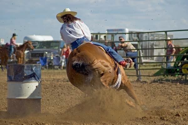 Barrel_Racing_Hometown_Days1.jpg